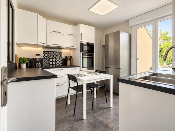 Maison familiale à Mériel – 3 chambres, dépendance, jardin et combles aménageables