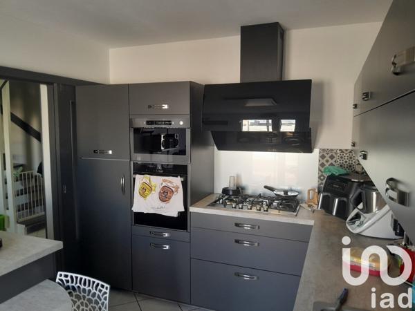 Maison 5 pièces de 119 m² à Beaumont-lès-Valence (26760)