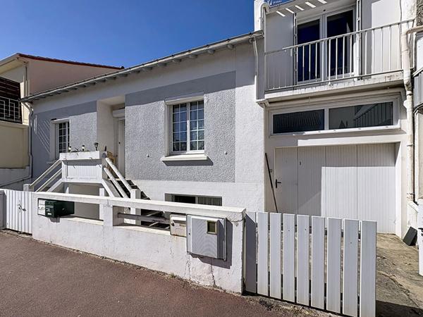 Ensemble de trois logements à vendre à Saint Jean de Monts à 300 m de la mer