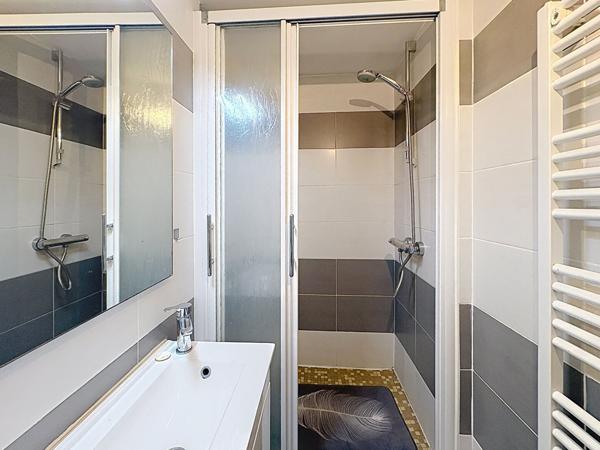 Ensemble de trois logements à vendre à Saint Jean de Monts à 300 m de la mer