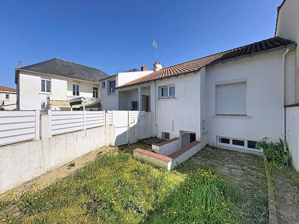 Ensemble de trois logements à vendre à Saint Jean de Monts à 300 m de la mer