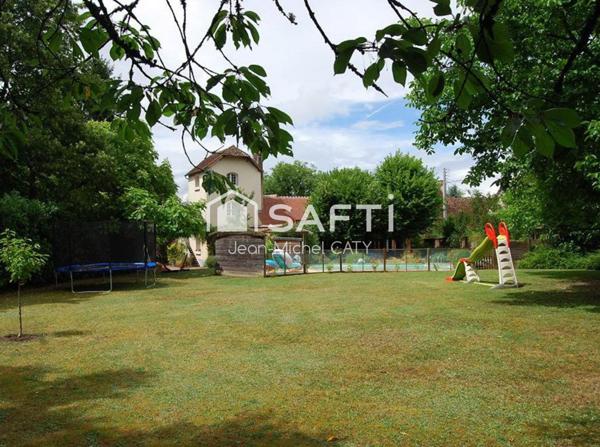 POUILLY SUR LOIRE, gîte de 270 m² sur 5796 m² de terrain.