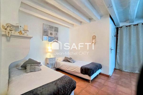 POUILLY SUR LOIRE, gîte de 270 m² sur 5796 m² de terrain.