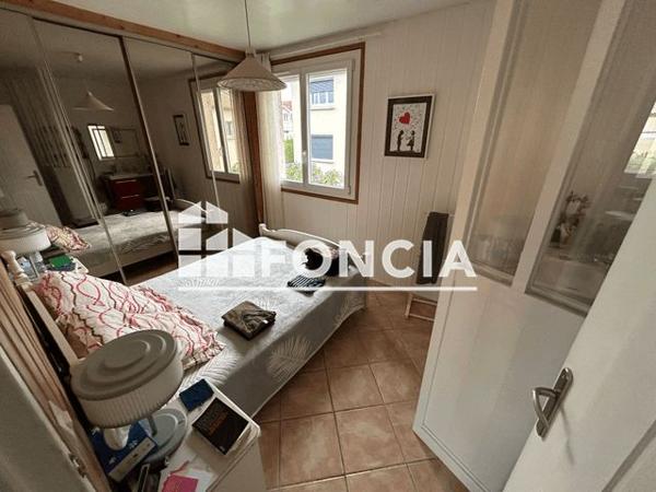 Location Appartement 7 pièces 91.5 m² - 20 RUE MARCEL CERDAN Valence 26000