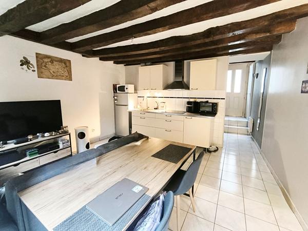 A LOUER LE LION D'ANGERS Appt T3 en Triplex de 47 m2 avec petite terrasse