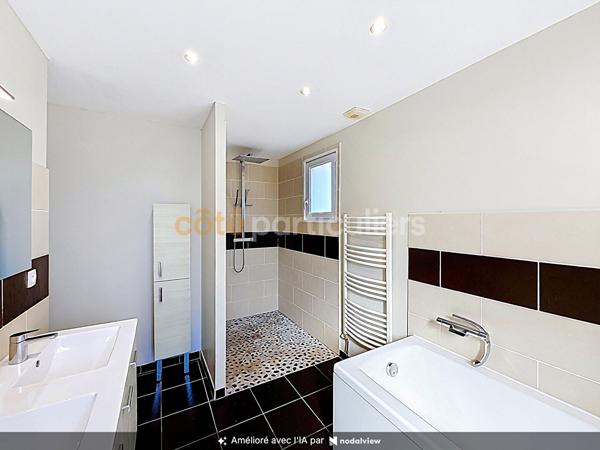 Vente
                Maison104,12 m² - 6 Pièces -
                    BOURGTHEROULDE INFREVILLE (27520)