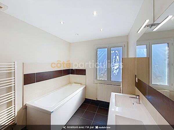 Vente
                Maison104,12 m² - 6 Pièces -
                    BOURGTHEROULDE INFREVILLE (27520)