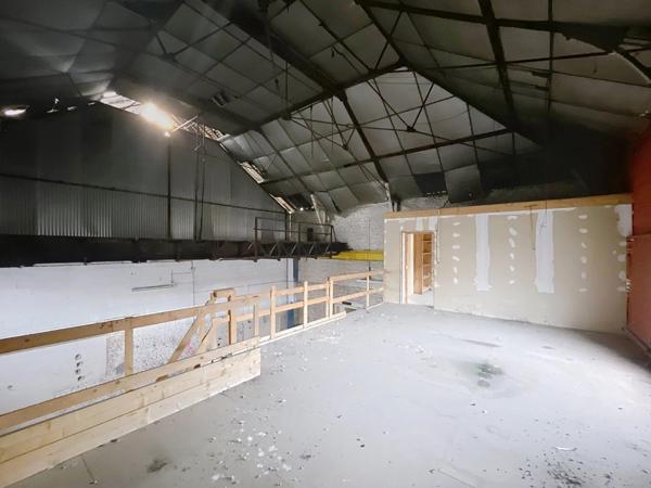 Vente Local industriel 3 pièces 190 m2 à Aulnois-sous-Laon