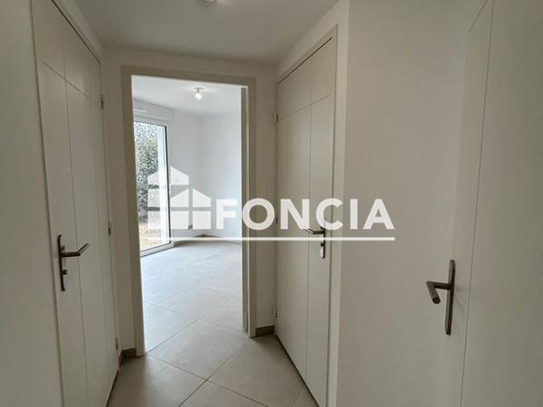 Location Appartement 3 pièces 55.46 m² - 8 AVENUE DE FLORE Istres 13800