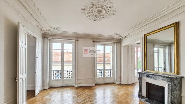 Appartement  4 pièces  104 m2  'Quartier des Prés'  Versailles