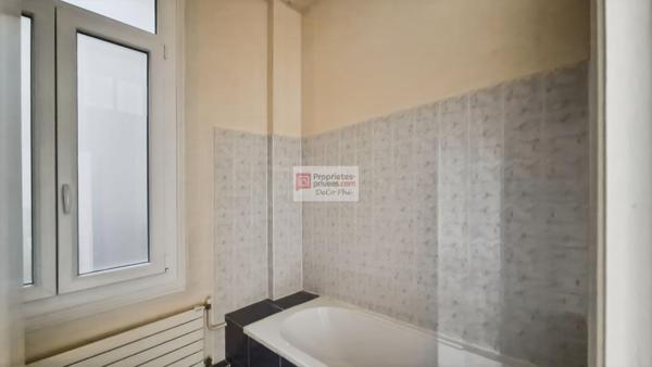 Appartement  4 pièces  104 m2  'Quartier des Prés'  Versailles