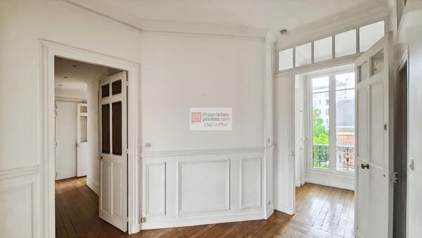 Appartement  4 pièces  104 m2  'Quartier des Prés'  Versailles