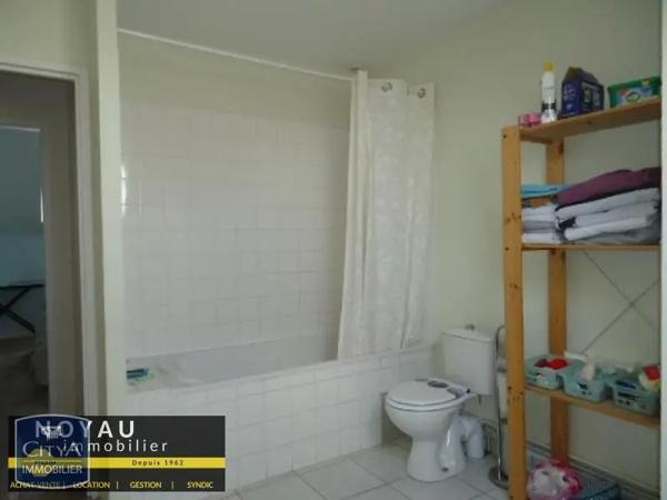 Maison à louer 4 pièces 83m²