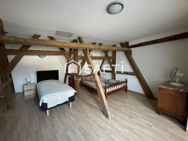 Immeuble de rapport composé de 3 logements + possibilité 2 autres