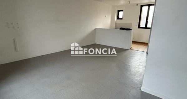 Location Studio 32.39 m² - Pommeuse 77515