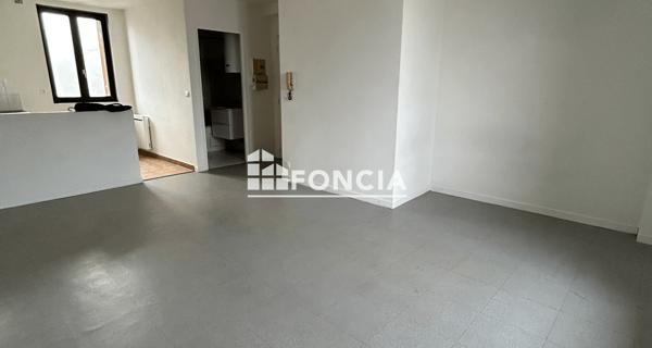 Location Studio 32.39 m² - Pommeuse 77515