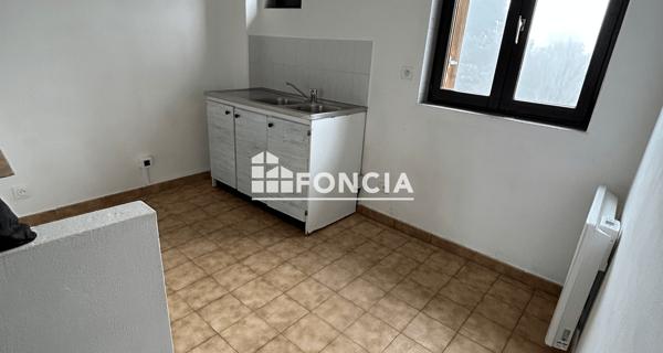 Location Studio 32.39 m² - Pommeuse 77515