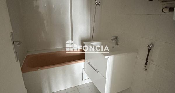 Location Studio 32.39 m² - Pommeuse 77515