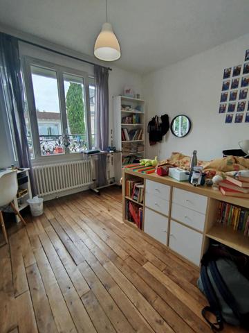 Propriété d'Exception située à La Frette Sur Seine à qqs minutes à pied de la Gare