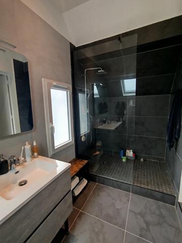 Propriété d'Exception située à La Frette Sur Seine à qqs minutes à pied de la Gare