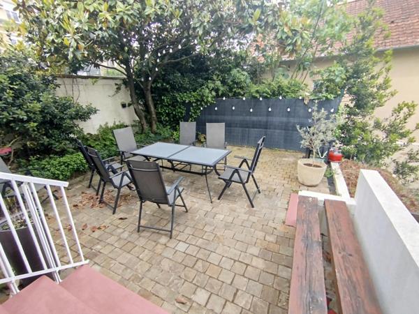 Propriété d'Exception située à La Frette Sur Seine à qqs minutes à pied de la Gare