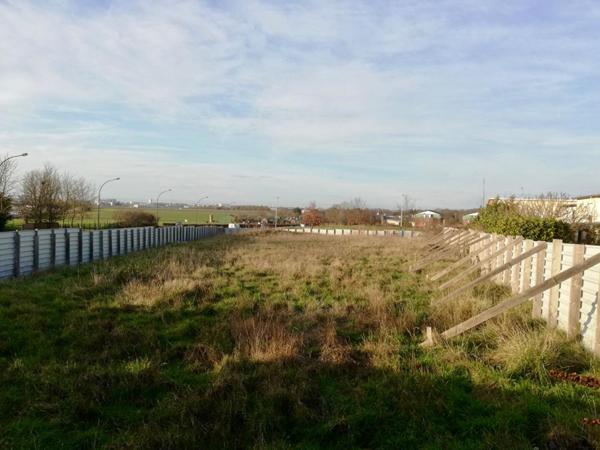À VENDRE - Terrain constructible de 1 970 m² - Secteur Amiens