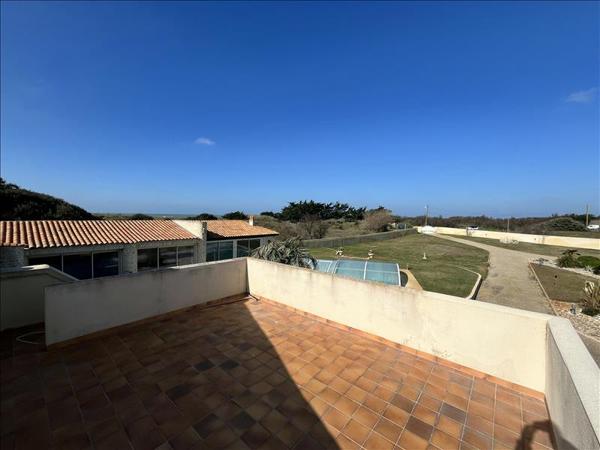 Maison à vendre 1 000 000 € Saint-Georges-d'Oléron 8 p 194 m² DPE D