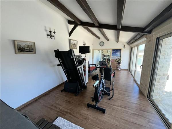 Maison à vendre 1 000 000 € Saint-Georges-d'Oléron 8 p 194 m² DPE D