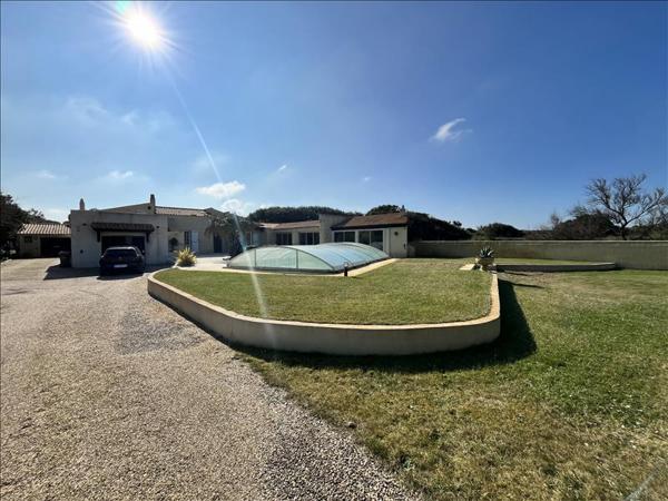 Maison à vendre 1 000 000 € Saint-Georges-d'Oléron 8 p 194 m² DPE D