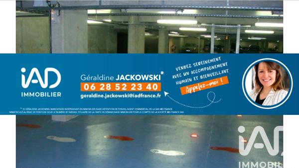 Parking à vendre 400 m² Paris 3