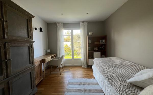 Maison à vendre    5 pièces •  Le Château-d'Oléron