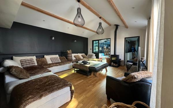 Maison à vendre    5 pièces •  Le Château-d'Oléron