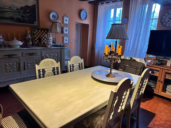 Maison Arcisses 8 pièce(s) 209 m2