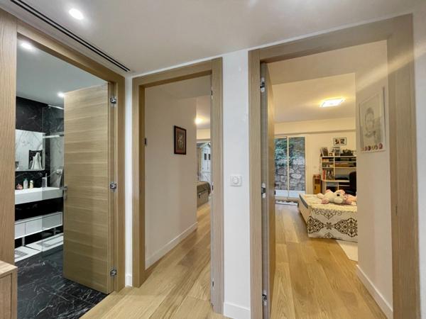 Appartement en rez-de-jardin, au calme, rénové