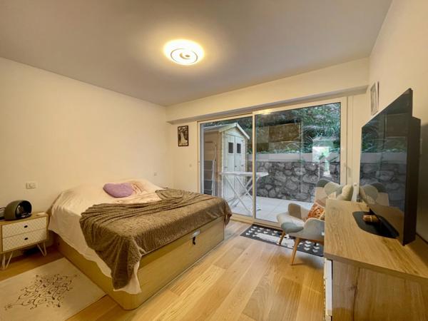 Appartement en rez-de-jardin, au calme, rénové