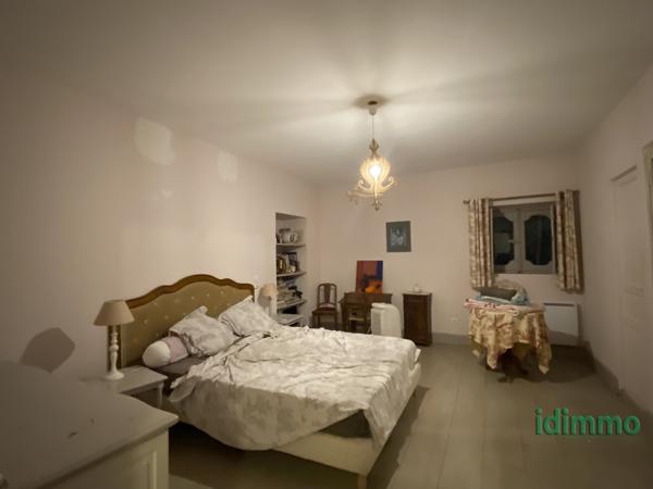 Château aux portes de la Drôme Bollène (84500)