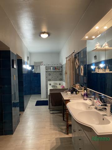 Château aux portes de la Drôme Bollène (84500)