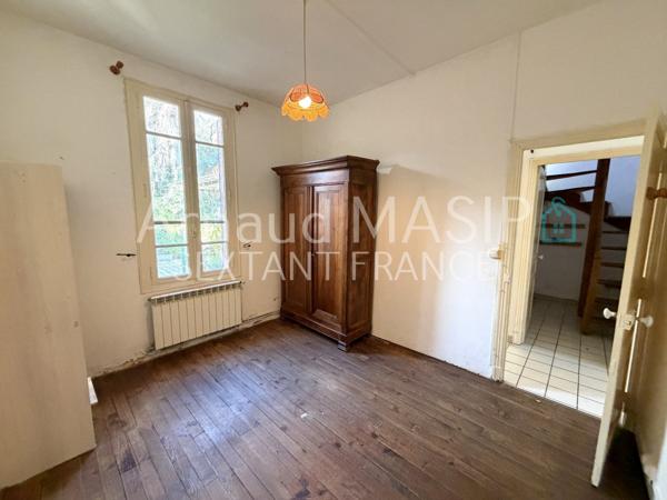 PAVILLON 2 CHAMBRES, BALCONNET, JARDIN PRIVATIF, QUARTIER CALME PROCHE COMMODITES