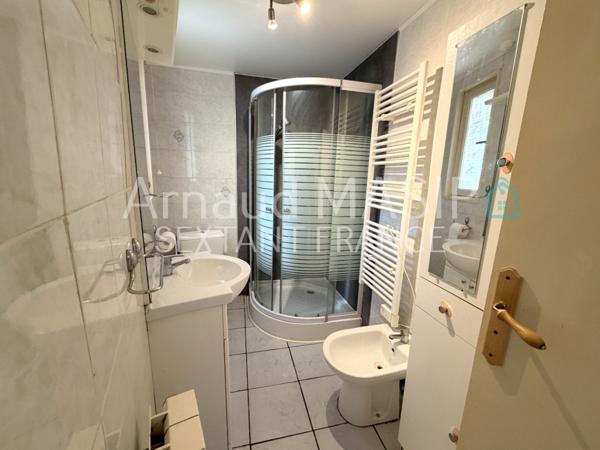 PAVILLON 2 CHAMBRES, BALCONNET, JARDIN PRIVATIF, QUARTIER CALME PROCHE COMMODITES