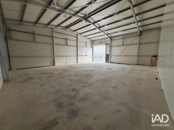 Location local d’activité 195 m² Saint-Germain-Laval