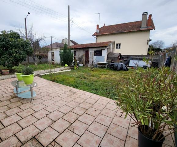 Cusset (03300) A VENDRE, MAISON A CUSSET 176 M2 HABITABLES, 1 GARAGE, 1 JARDIN, 1 SOUS-SOL