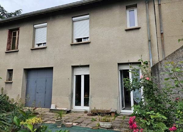 Appartement à vendre    2 pièces •  Saint-Étienne