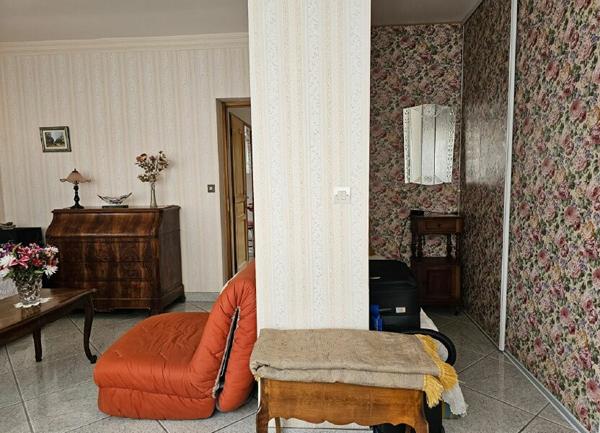 Appartement à vendre    2 pièces •  Saint-Étienne