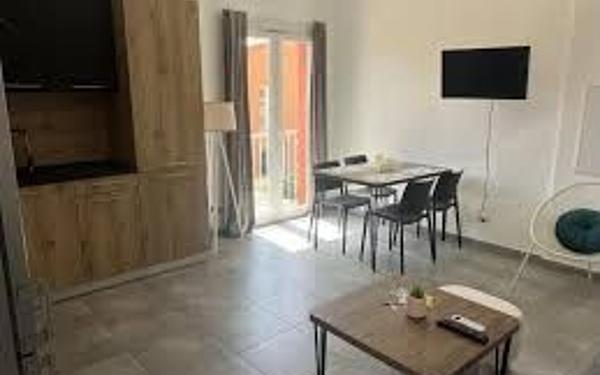 Appartement à vendre    2 pièces •  Lecci