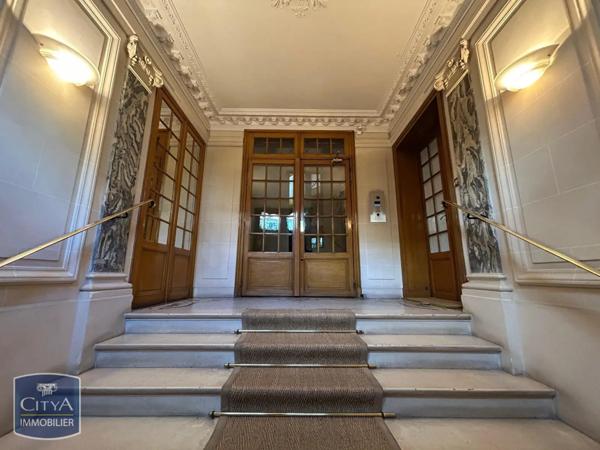 Appartement à louer 4 pièces 81.07m²