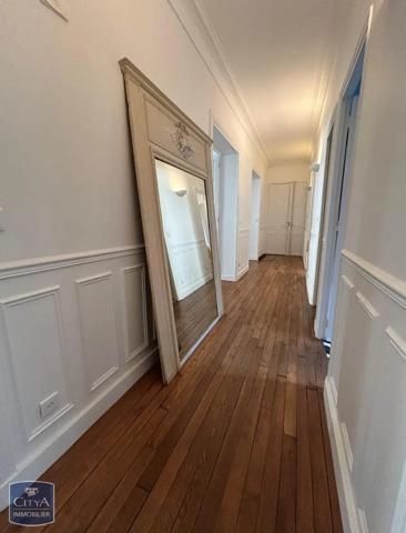 Appartement à louer 4 pièces 81.07m²