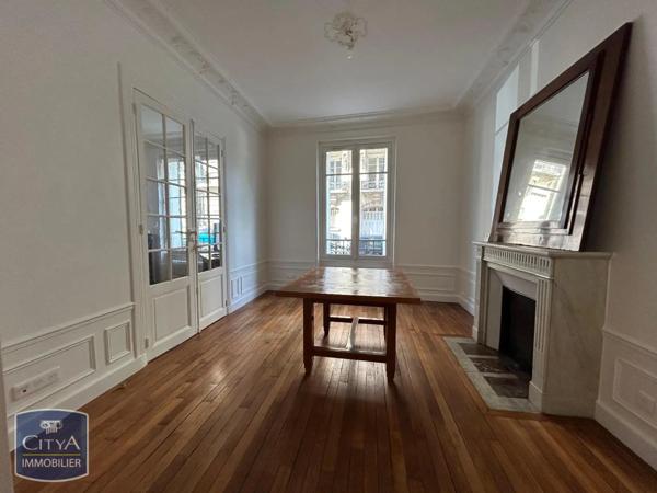 Appartement à louer 4 pièces 81.07m²
