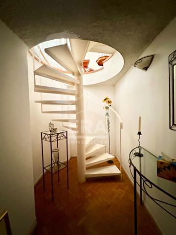 Maison d'architecte 4 faces sur sous sol - Piscine - Perpignan