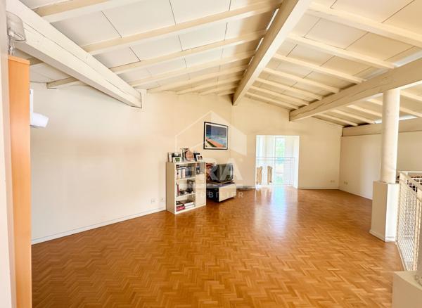 Maison d'architecte 4 faces sur sous sol - Piscine - Perpignan