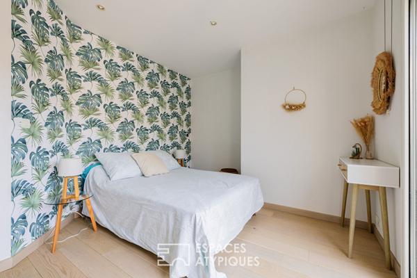 Villa contemporaine avec piscine et salle de cinéma privée, à deux pas du littoral